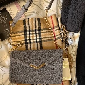 Urban expressions Gray Faux-Shearling Crossbody Bag with Gold Chain